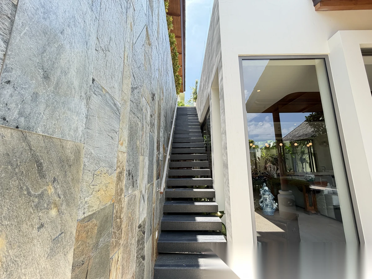 5 Bedroom Villa for rent at Garden Atlas complex · Si Sunthon · Pool View — photo 10