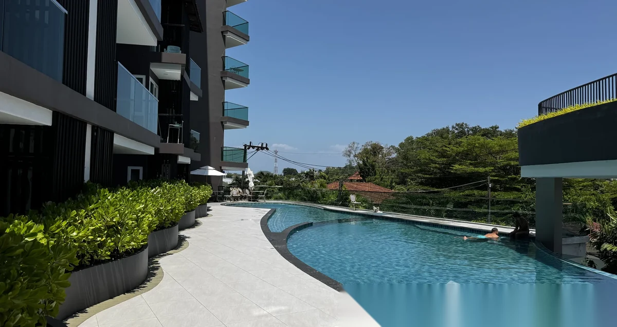 Апартаменты 1BR в ЖК The City Phuket · Кату · Вид в сад