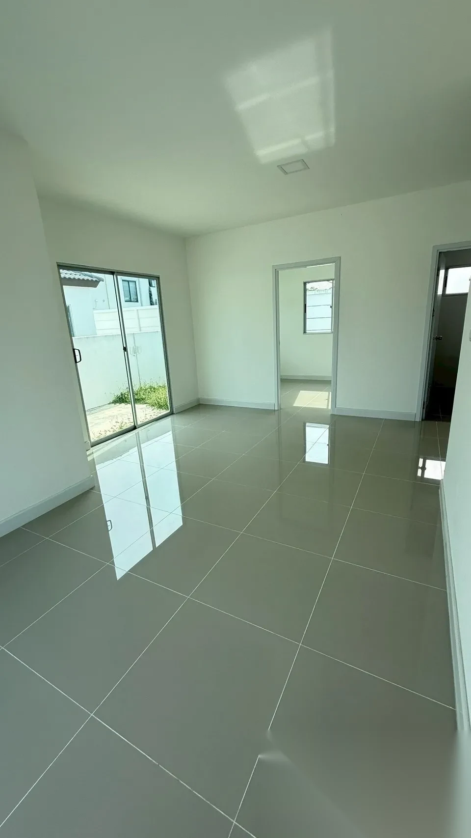 3 Bedroom House for rent at Pruksa Ville Thalang-Thepkasattri complex · Thep Krasattri · Garden View — photo 3