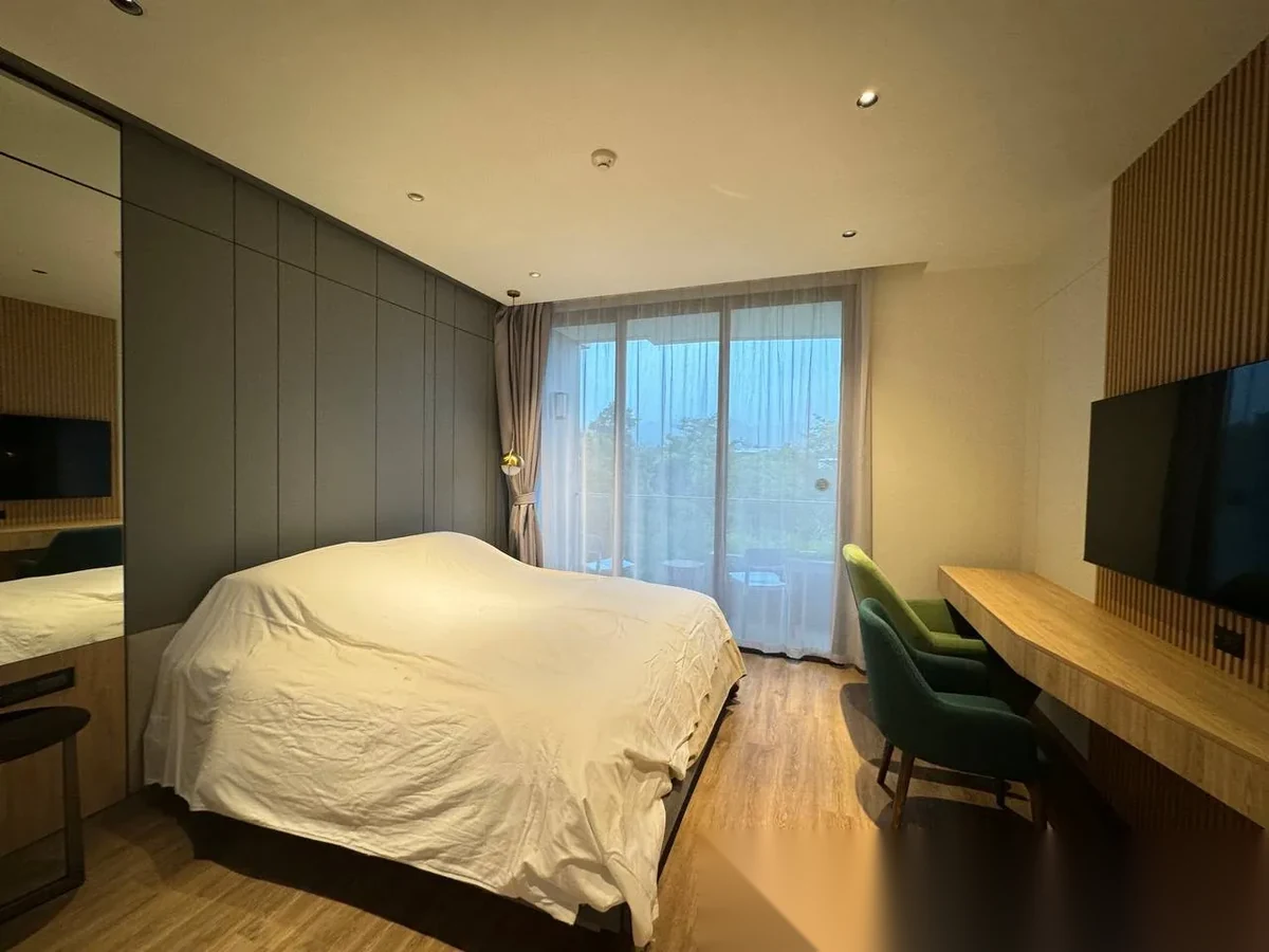 2 Bedroom Apartment for sale at Layan Green Park Phase 1 complex · Choeng Thale · Sea View — photo 3
