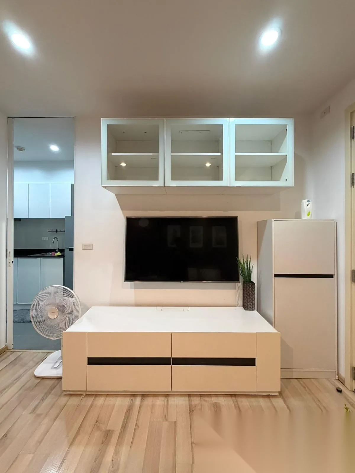 1 Bedroom Apartment for rent at The Base Uptown complex · Phuket Town · Garden View — photo 5