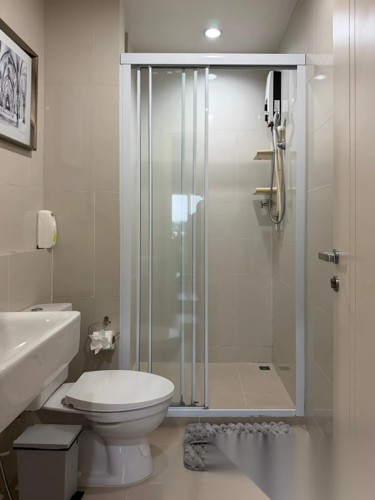 1 Bedroom Apartment for rent at The Base Uptown complex · Phuket Town · Garden View — photo 8
