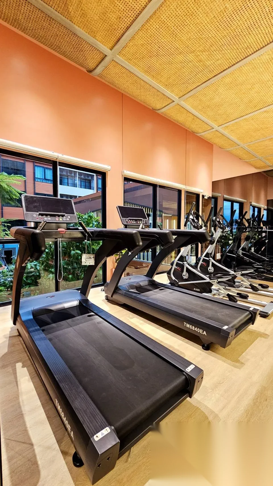 Studio Apartment for rent at The Cube Amaze complex · Si Sunthon · Pool View — photo 10