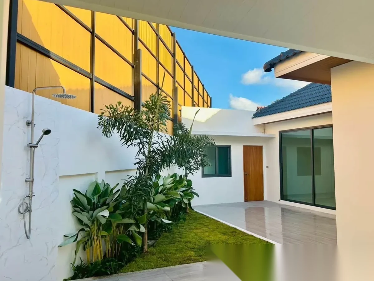 Вилла 4BR в комплексе Phuket Villa 2 · Вичит · Вид на бассейн — фото 12