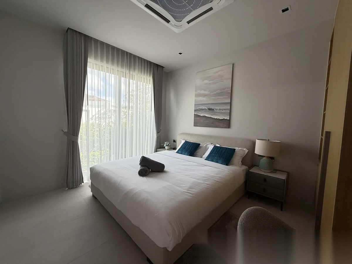 4 Bedroom House for rent at Botanica Modern Loft II complex · Si Sunthon · Sea View — photo 11
