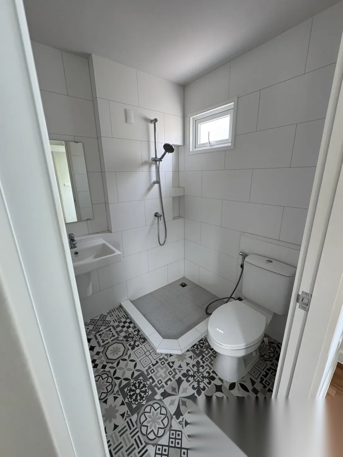 3 Bedroom House for rent at Anasiri Paklok complex · Pa Khlok · Pool View — photo 10