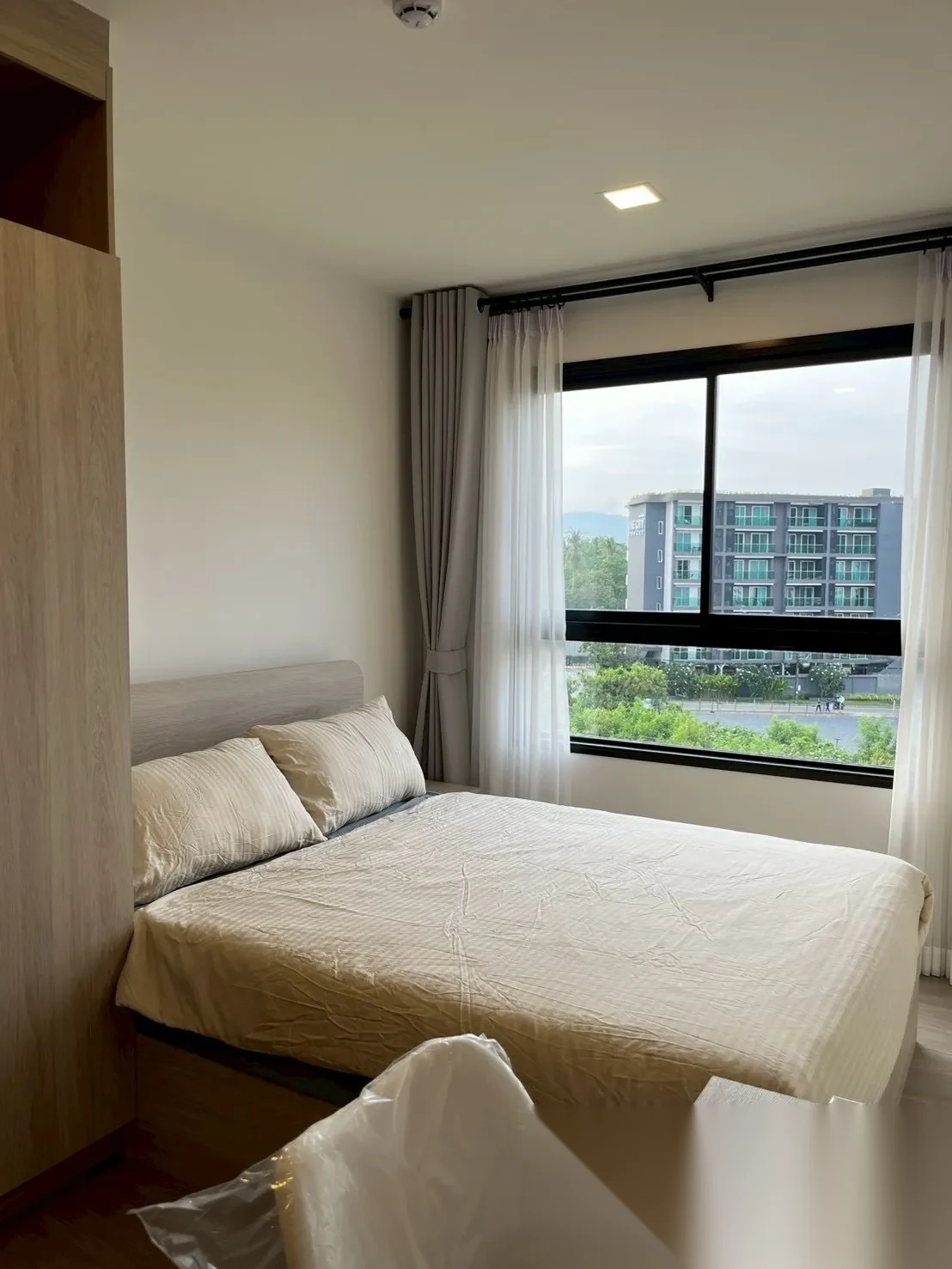 1 Bedroom Apartment for rent at THE BASE Bukit complex · Wichit · Pool Access — photo 3