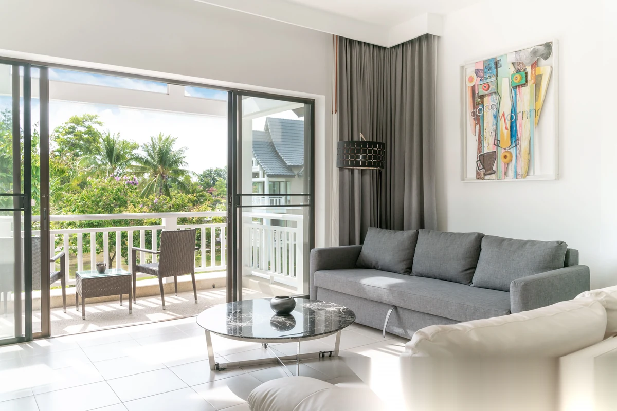 2 Bedroom Apartment for sale at Allamanda 2 & 3 Condominium complex · Choeng Thale · Lake View — photo 6