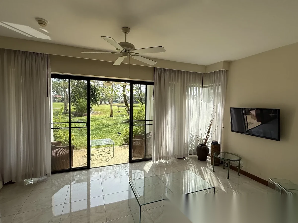 1 Bedroom Apartment for sale at Allamanda 2 & 3 Condominium complex · Choeng Thale · Garden View — photo 5