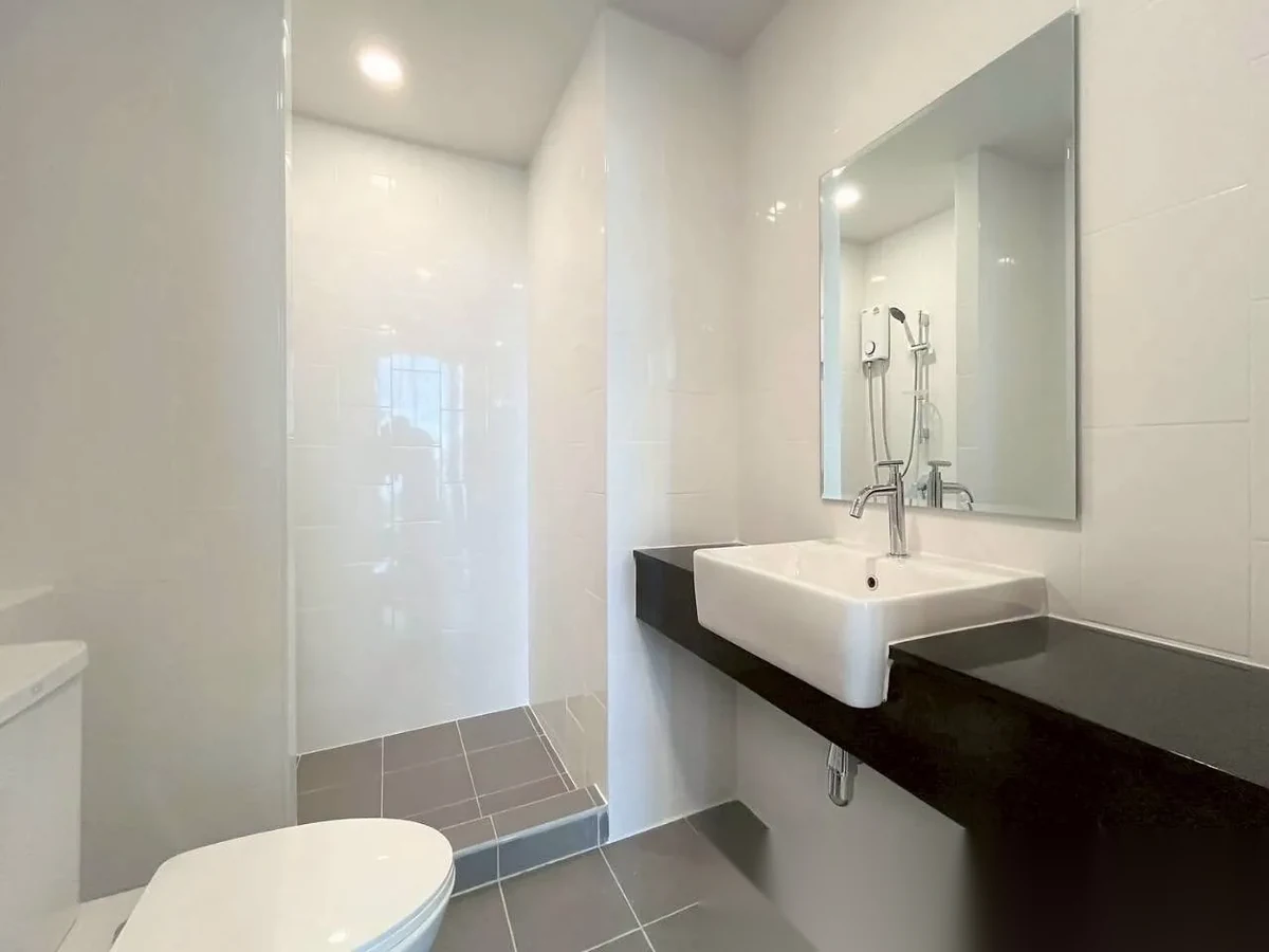 1 Bedroom Apartment for rent at Connext complex · Phuket Town · Pool View — photo 9
