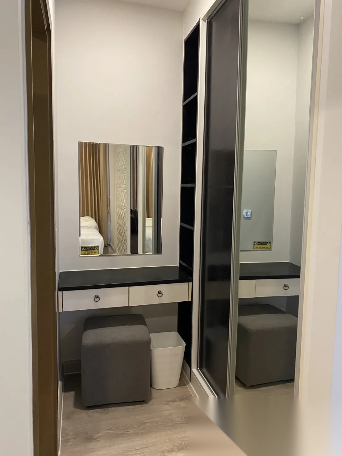 Studio Apartment for rent at Royal Lee The Terminal Phuket complex · Sakhu · Pool View — photo 4