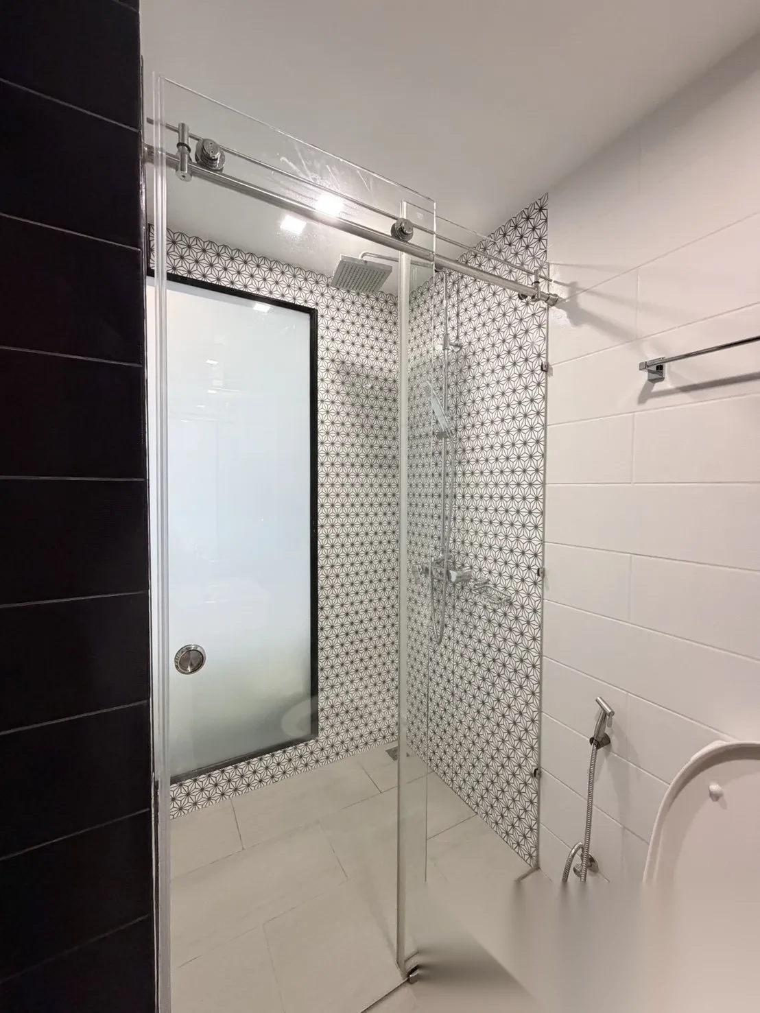 Studio Apartment for rent at Royal Lee The Terminal Phuket complex · Sakhu · Pool View — photo 10