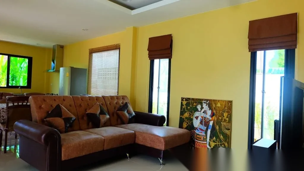 Вилла 3BR в комплексе Private Pool Villas At Thalang · Теп Красаттри · Вид на бассейн — фото 5
