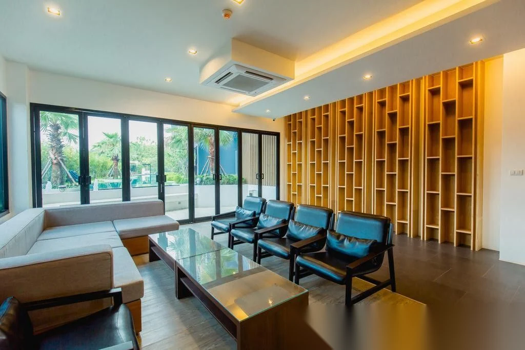 2 Bedroom Apartment for sale at Aristo 1 complex · Choeng Thale · Partial Sea View — photo 18