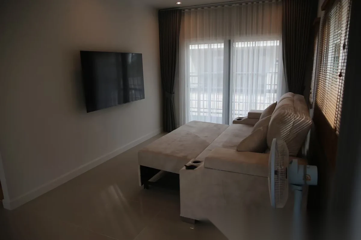3 Bedroom House for rent at Anasiri Paklok complex · Pa Khlok · Garden View — photo 6
