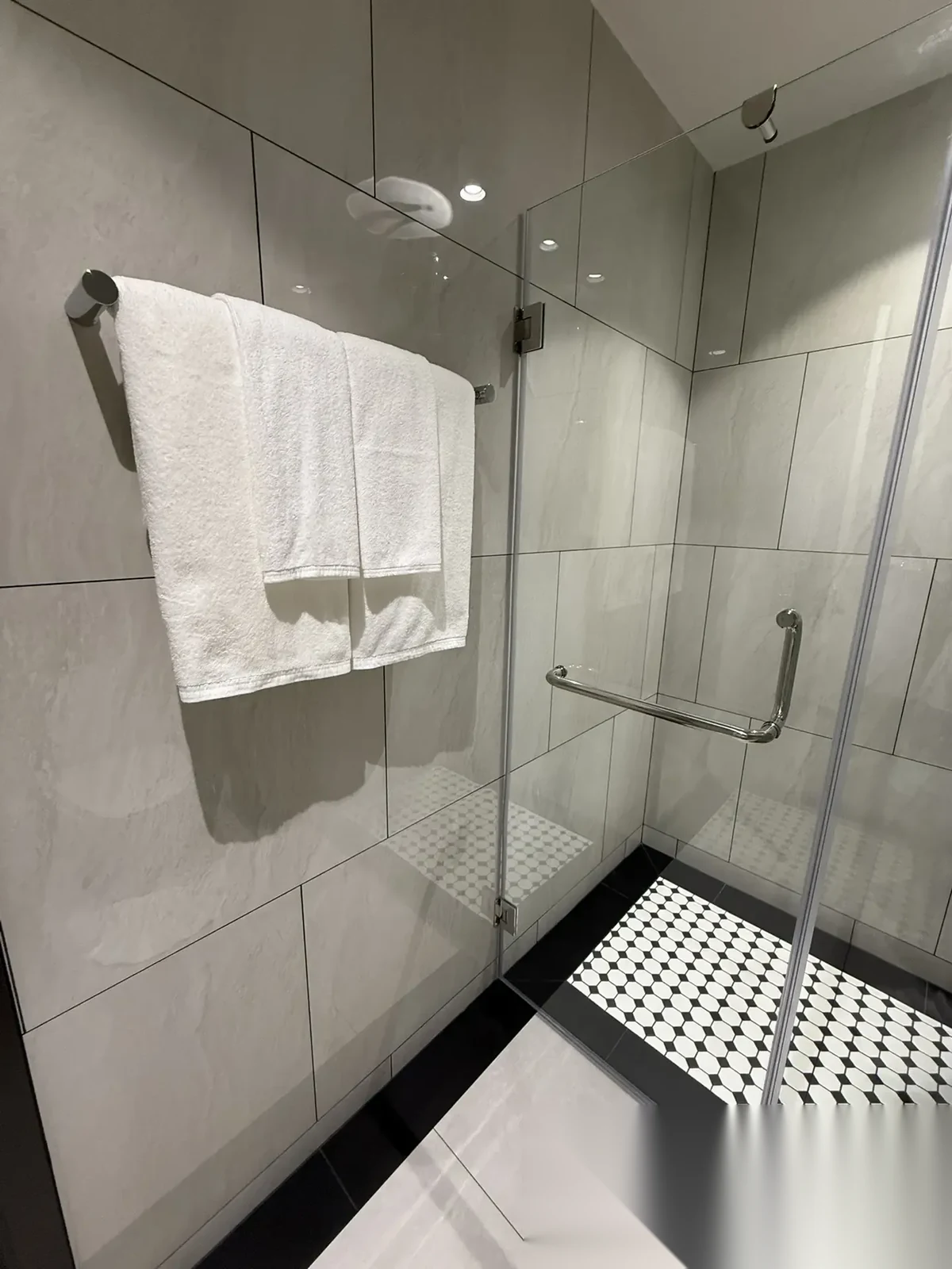 Studio Apartment for rent at The Title Legendary-Bang Tao complex · Choeng Thale · Pool View — photo 4