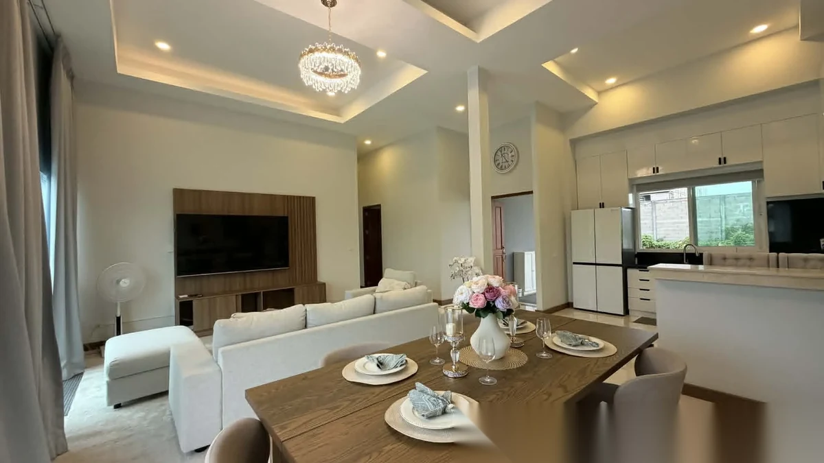 Вилла 3BR в комплексе Ananda Lake View · Теп Красаттри · Вид на озеро — фото 5