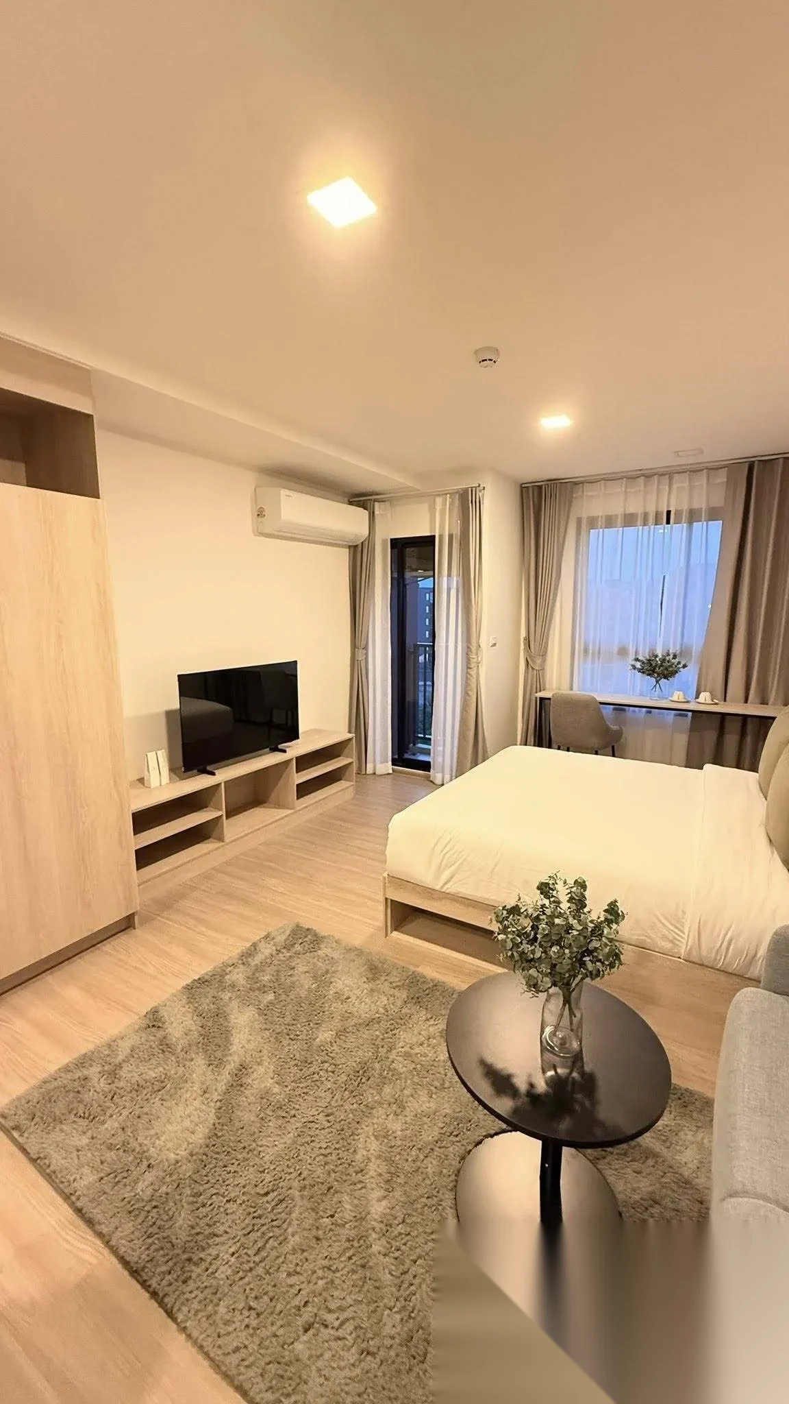 Апартаменты 1BR в ЖК THE BASE Bukit · Вичит · Вид на бассейн — фото 6