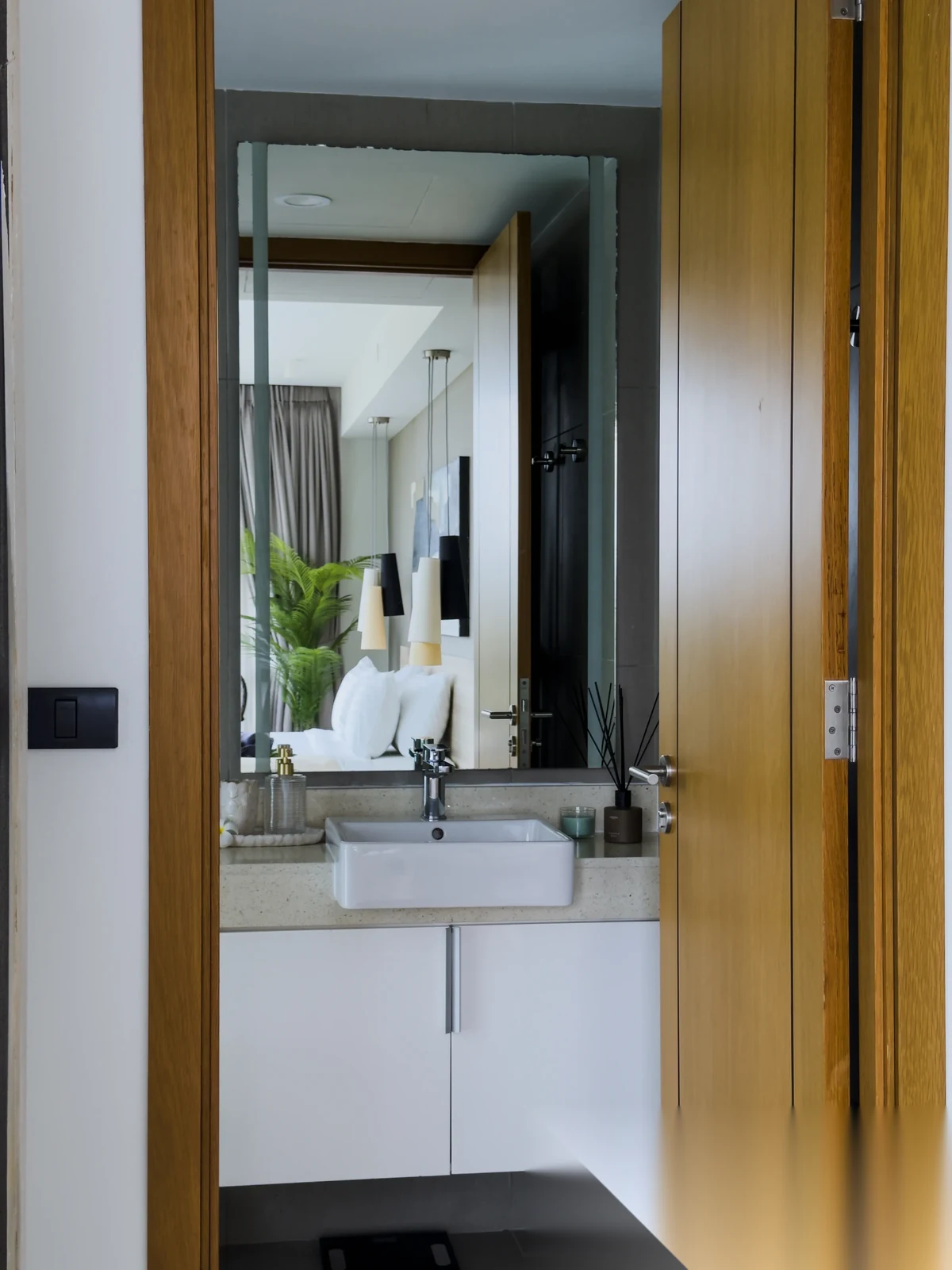 Studio Apartment for rent at Ocean Stone complex · Choeng Thale · Pool Access — photo 12