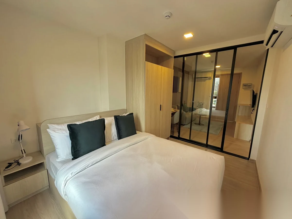 Апартаменты 1BR в ЖК THE BASE Bukit · Вичит · Выход к бассейну — фото 10
