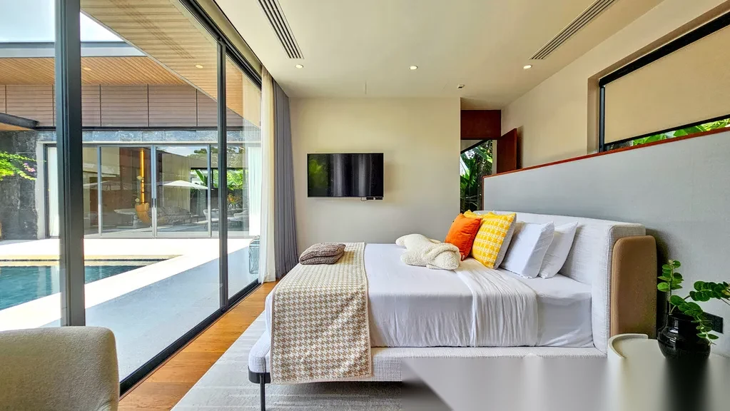 4 Bedroom Villa for rent at Sea Central complex · Chalong · Sea View — photo 7