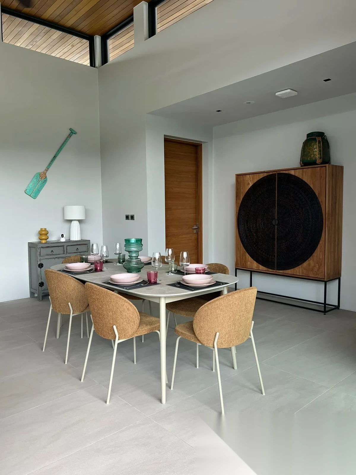 4 Bedroom Villa for rent at Botanica Modern Loft II complex · Si Sunthon · Pool View — photo 9