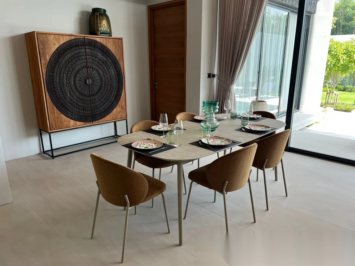 4 Bedroom Villa for rent at Botanica Modern Loft II complex · Si Sunthon · Pool View — photo 10