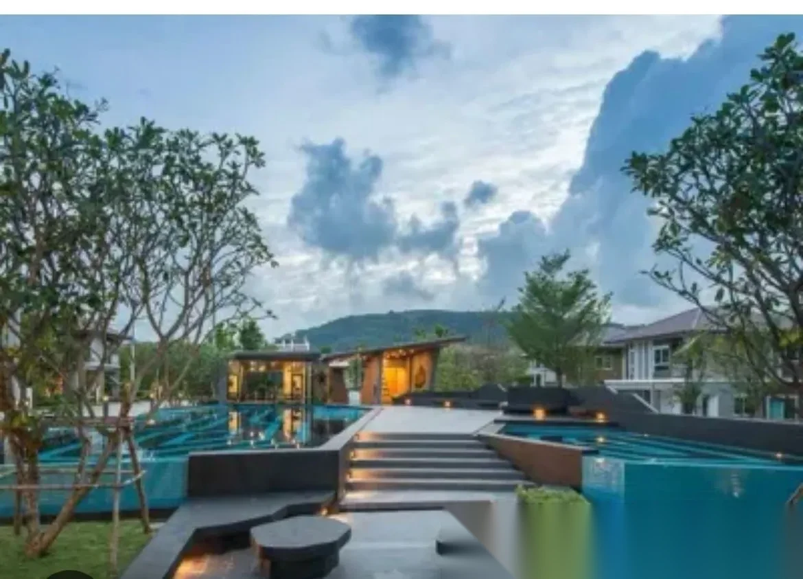 Дом 4BR в комплексе Saransiri Kohkaew · Ко Каео · Вид на бассейн — фото 2