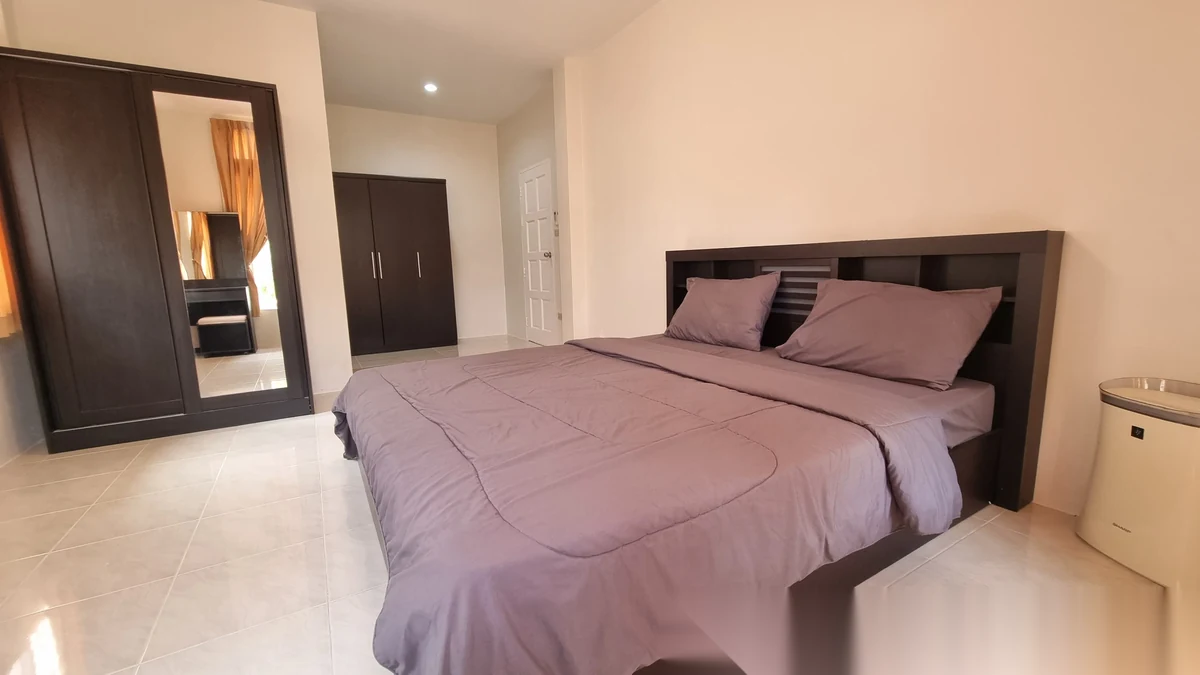 Вилла 3BR в комплексе Phuket Villa Suanluang · Вичит · Вид в сад — фото 2