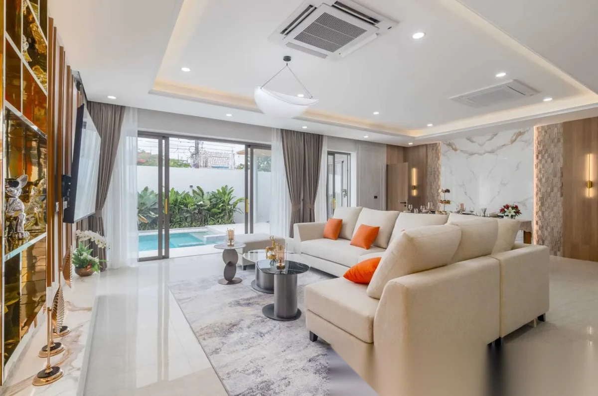 4 Bedroom Villa for rent at Sierra Vista complex · Si Sunthon · Pool View — photo 4