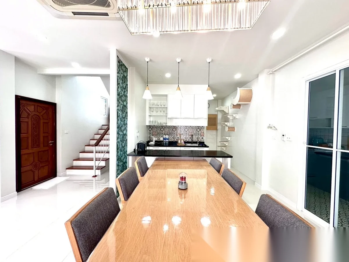 4 Bedroom House for rent at Supicha Sino Kohkaew 8 complex · Ko Kaeo · Garden View — photo 7