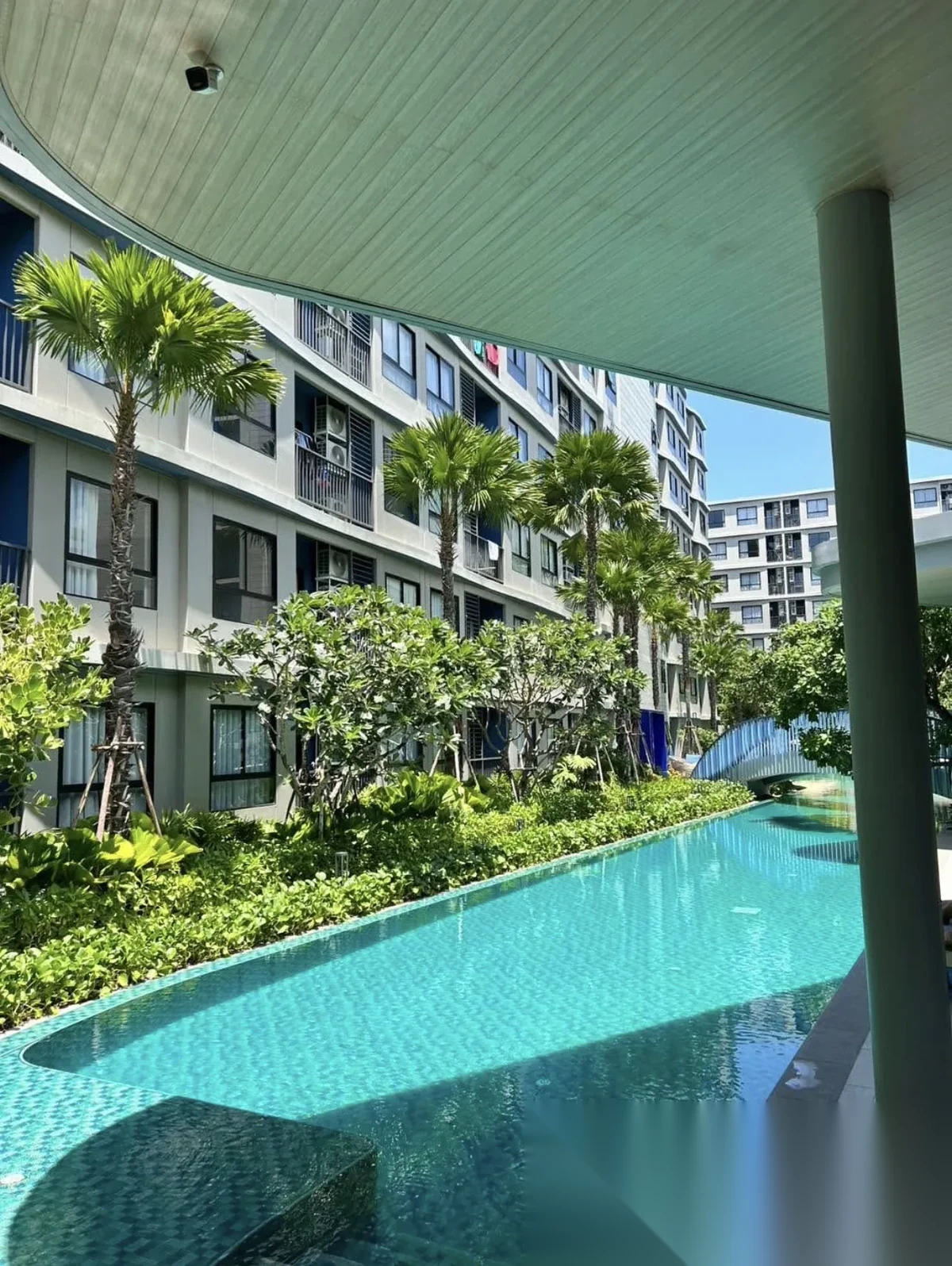 Апартаменты студия в ЖК Dcondo Reef Phuket · Кату · Вид на бассейн — фото 8