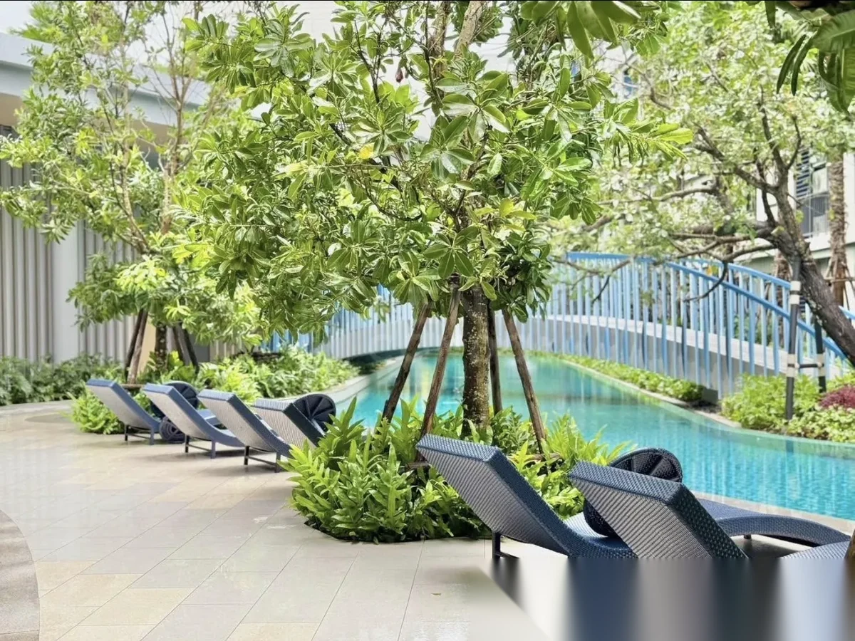 Апартаменты студия в ЖК Dcondo Reef Phuket · Кату · Вид на бассейн — фото 9