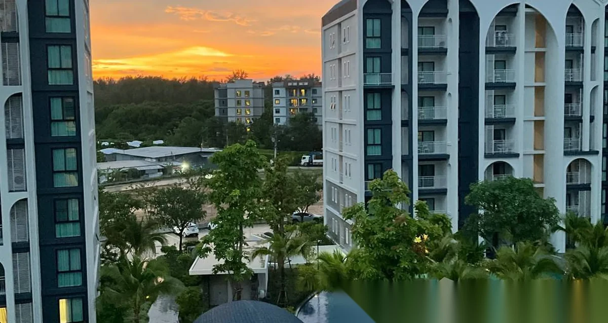 1 Bedroom Apartment for sale at The Title Halo 1 complex · Sakhu · Pool View