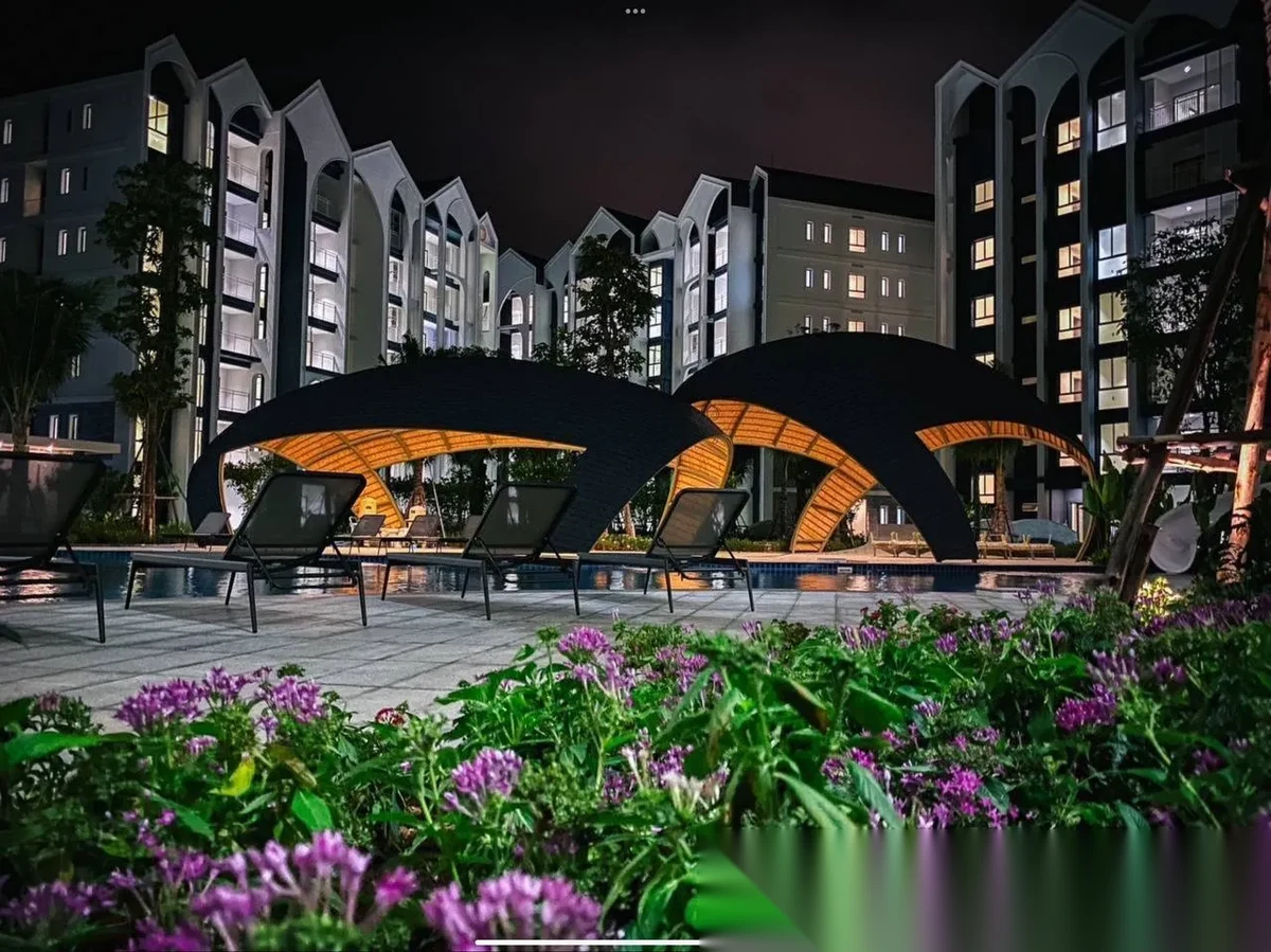 1 Bedroom Apartment for sale at The Title Halo 1 complex · Sakhu · Pool View — photo 2