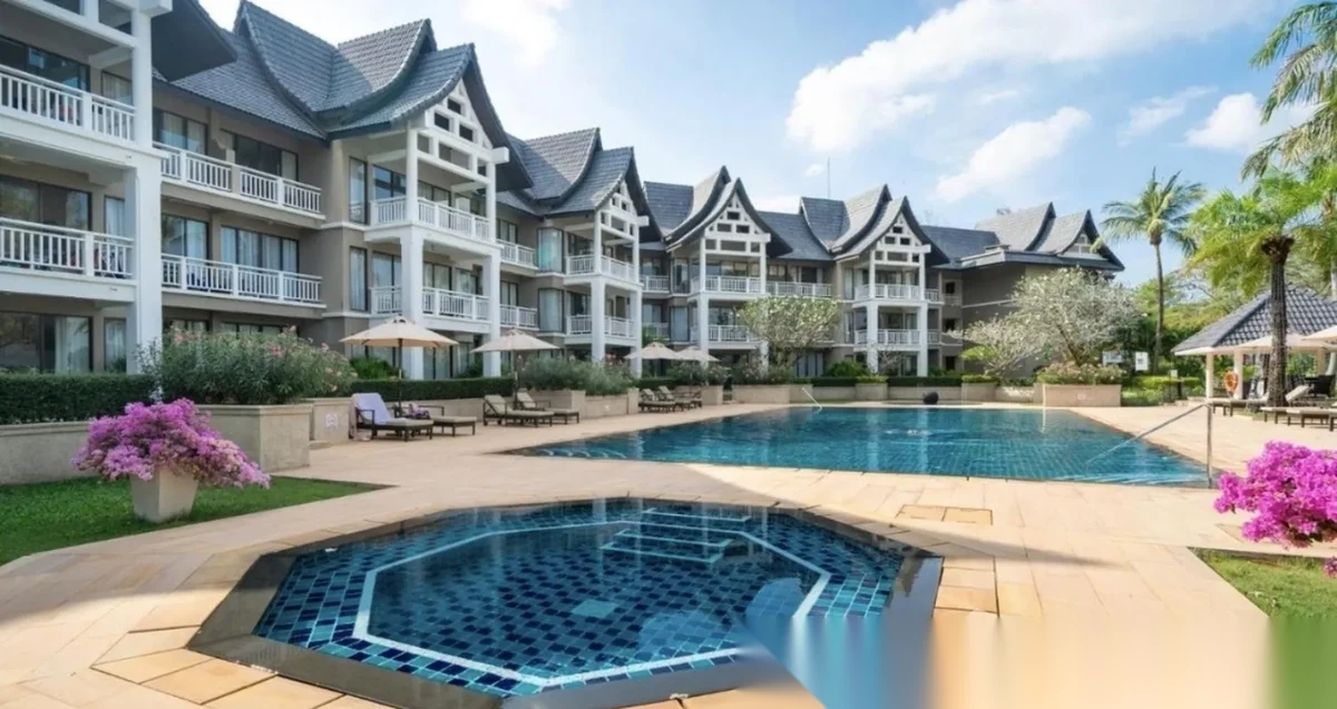Апартаменты 1BR в ЖК Allamanda 2 & 3 Condominium · Чернг Тале / Bang Tao · Вид на озеро