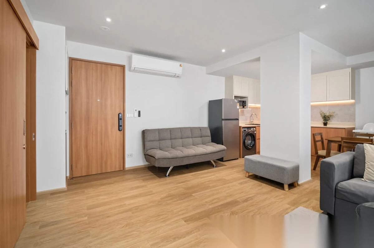 Апартаменты 1BR в ЖК Laguna Beachside · Чернг Тале / Bang Tao · Выход к бассейну — фото 9
