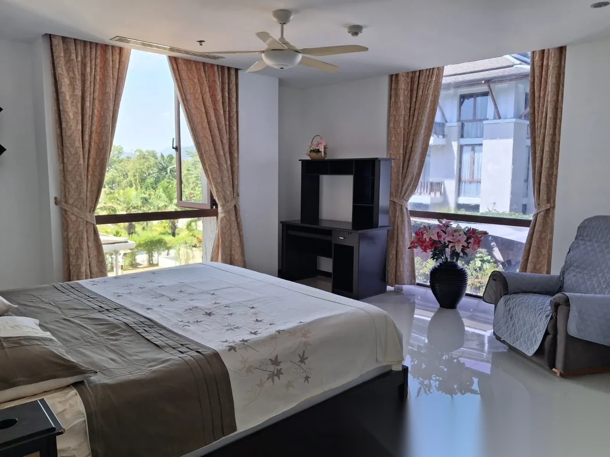 2 Bedroom Apartment for sale at Royal Phuket Marina complex · Ko Kaeo · Pool View — photo 9