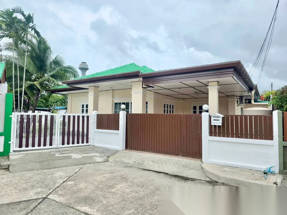 3 Bedroom Villa for rent at Palm Garden Pa Khlok complex · Pa Khlok · Pool View — photo 2