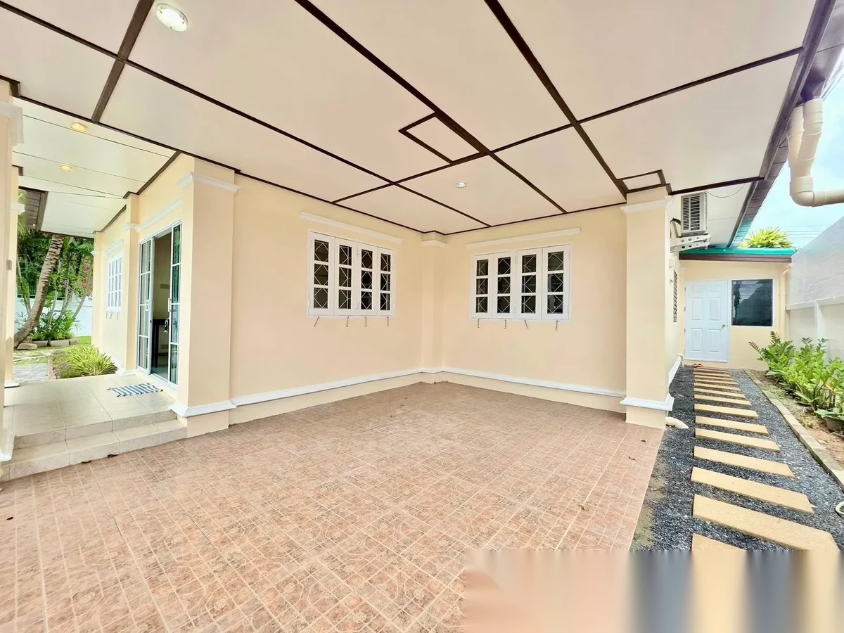 3 Bedroom Villa for rent at Palm Garden Pa Khlok complex · Pa Khlok · Pool View — photo 3