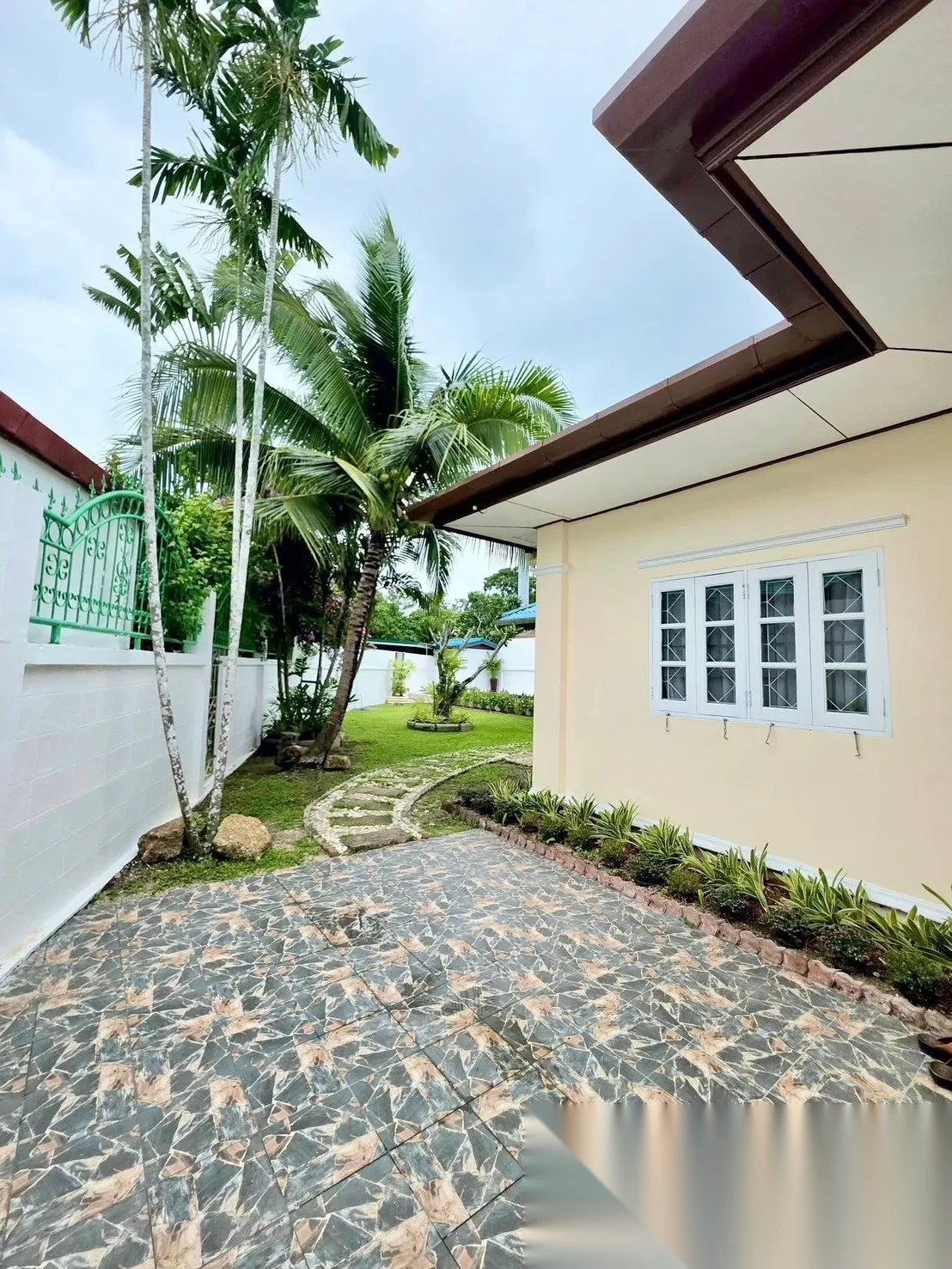 3 Bedroom Villa for rent at Palm Garden Pa Khlok complex · Pa Khlok · Pool View — photo 5
