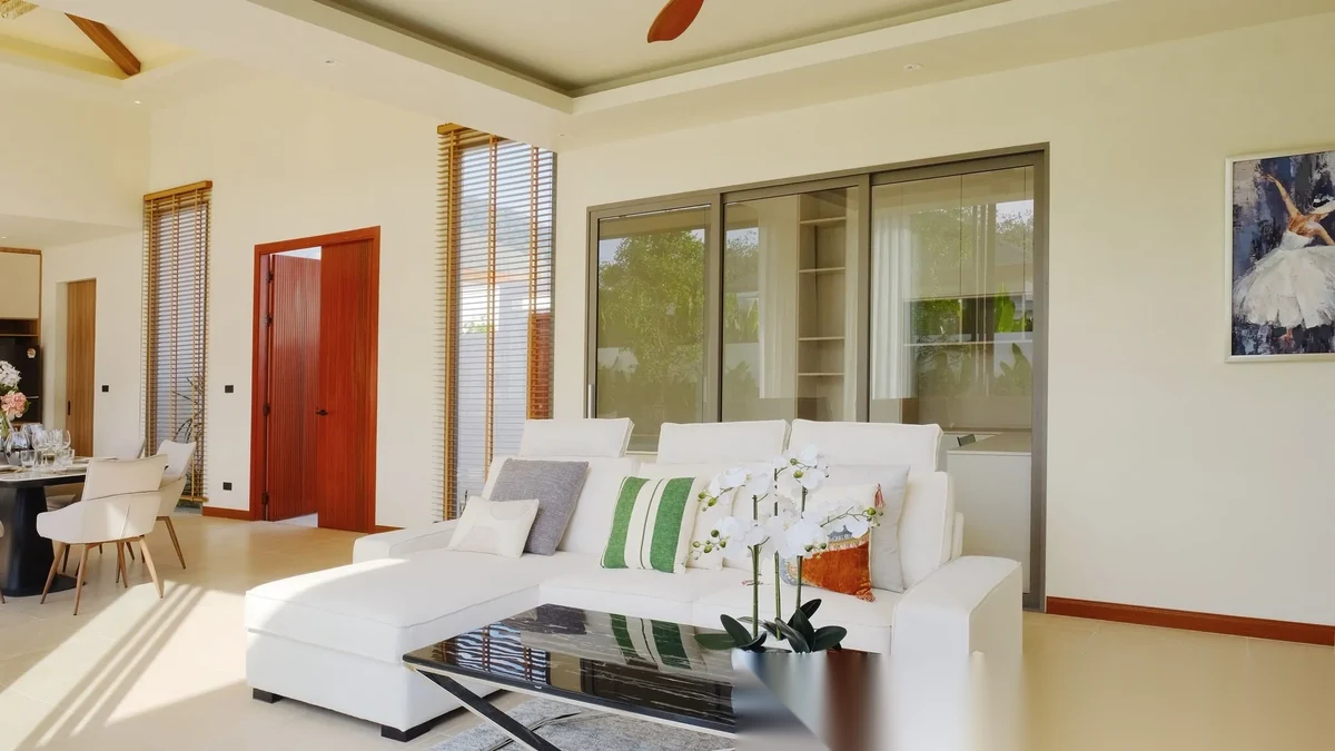 Вилла 3BR в комплексе The Ozone Campus Villa · Теп Красаттри · Вид на бассейн — фото 8