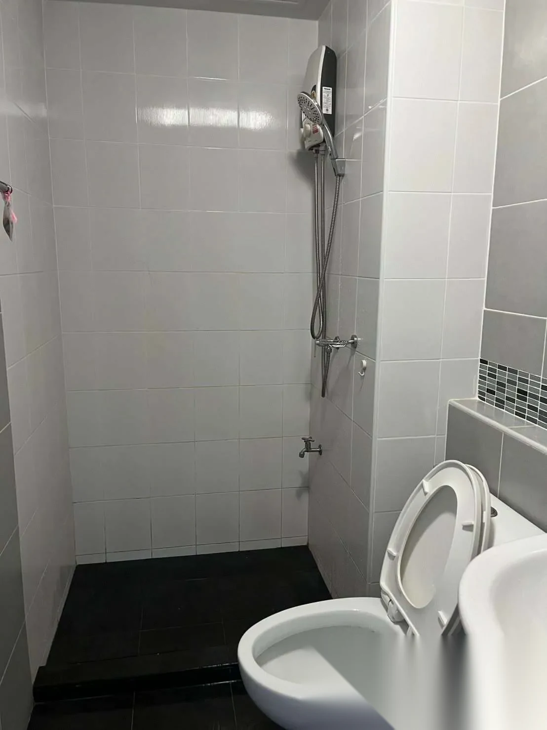 1 Bedroom Apartment for rent at D Condo Kathu complex · Kathu · Pool Access — photo 4