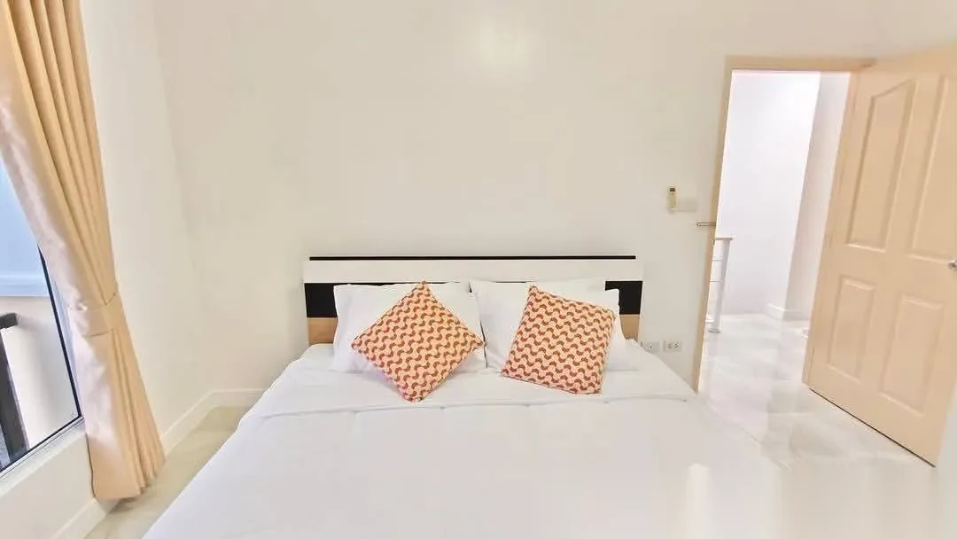 3 Bedroom Townhouse for rent at Pruksa Ville 52/2 Ratsada-Lak Kong Si complex · Phuket Town — photo 12