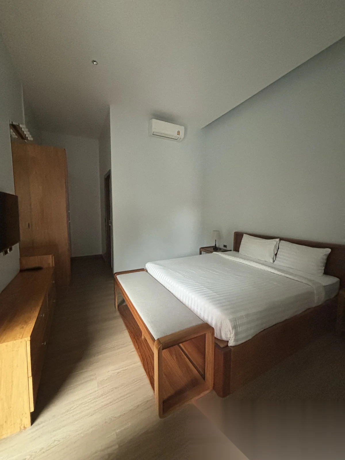 Вилла 2BR в комплексе Poom Villa · Теп Красаттри · Выход к бассейну — фото 9