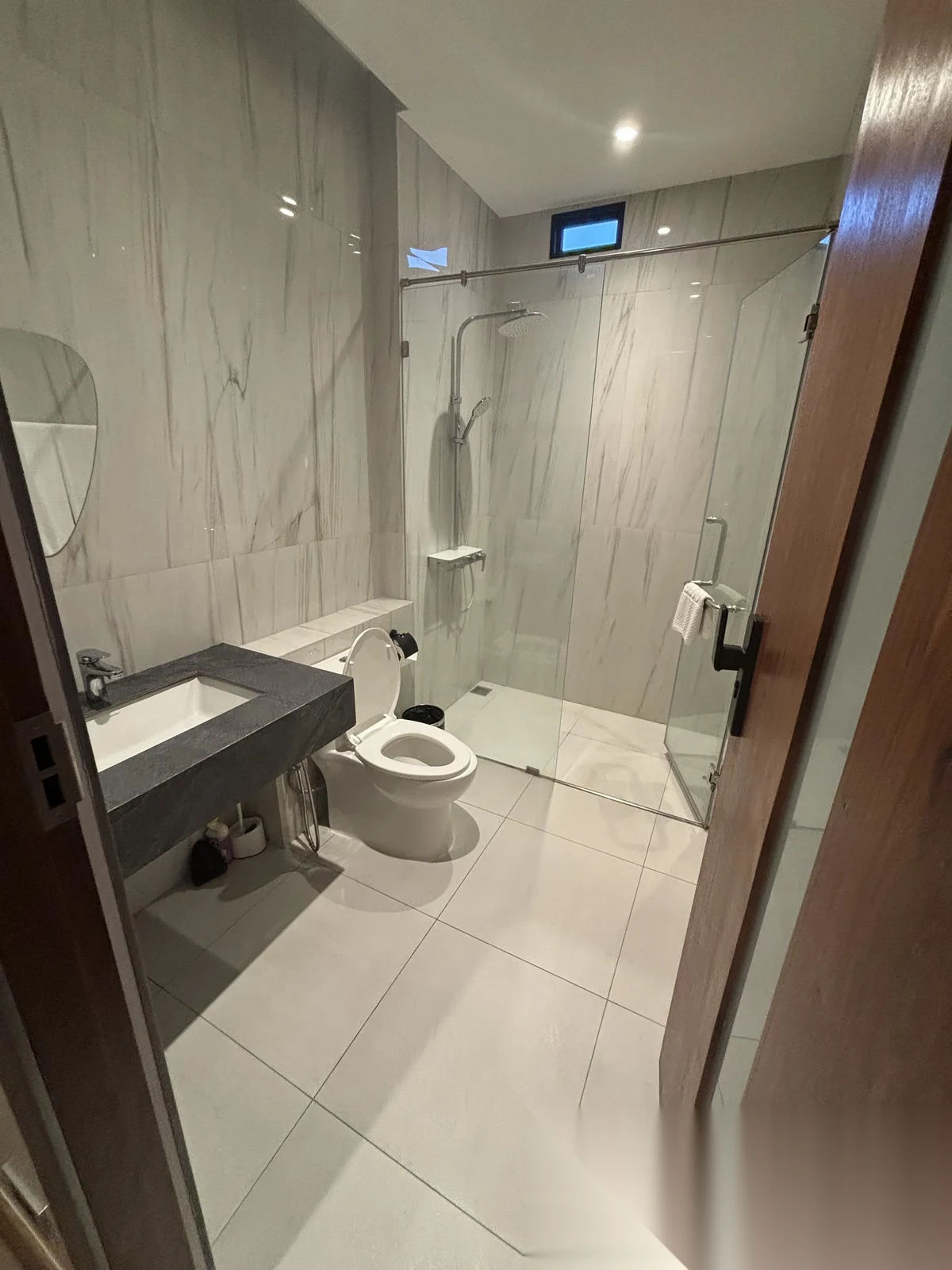 Вилла 2BR в комплексе Poom Villa · Теп Красаттри · Выход к бассейну — фото 12