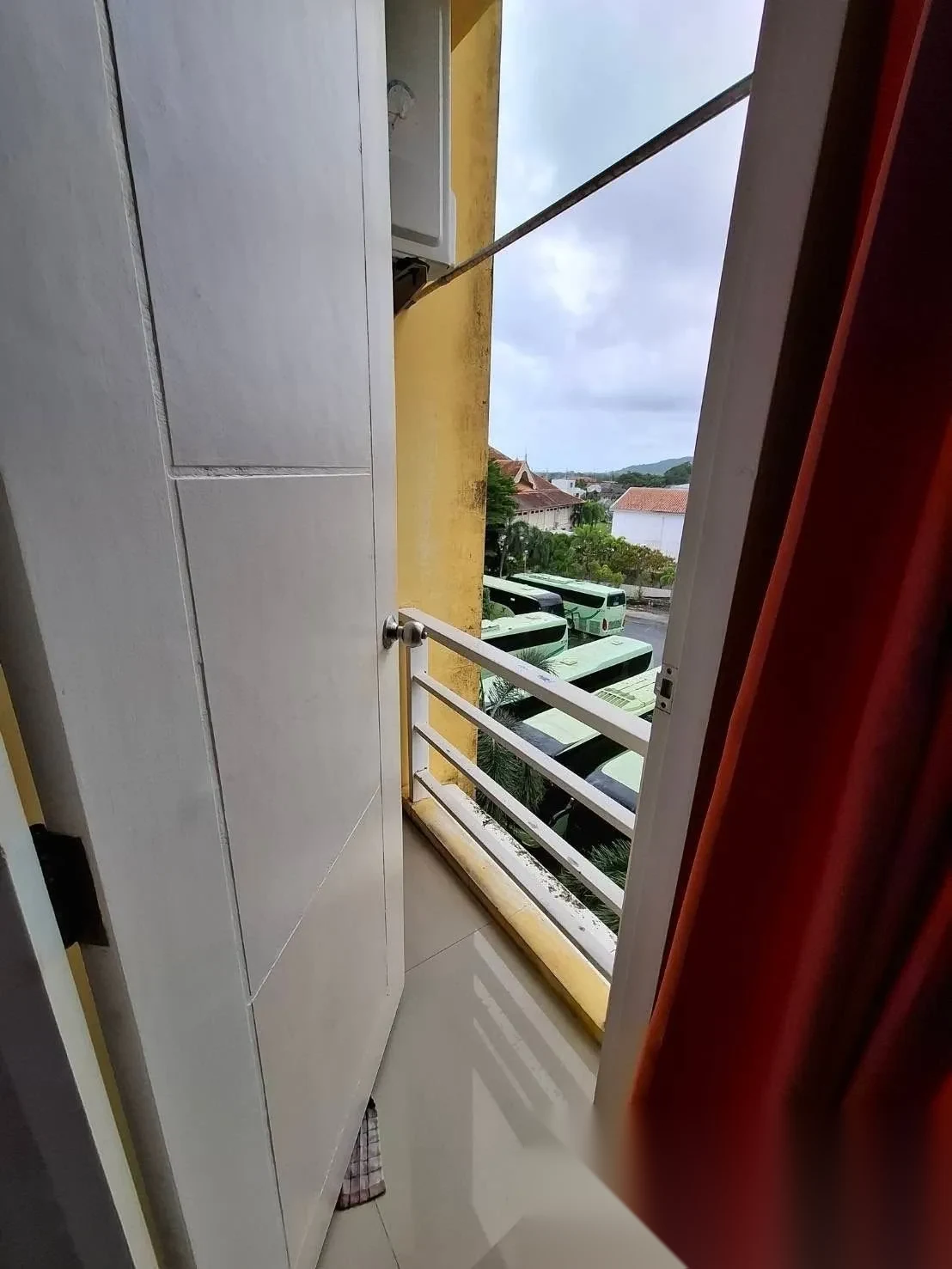 Studio Apartment for rent at Condotel Buri 1 complex · Chalong — photo 5