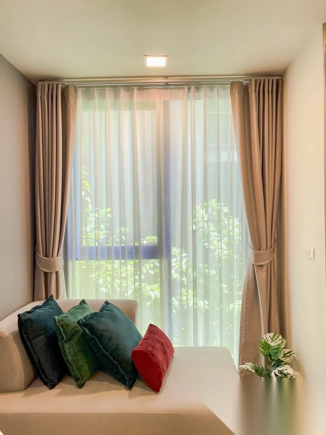 1 Bedroom Apartment for rent at The Base Rise complex · Wichit — photo 8