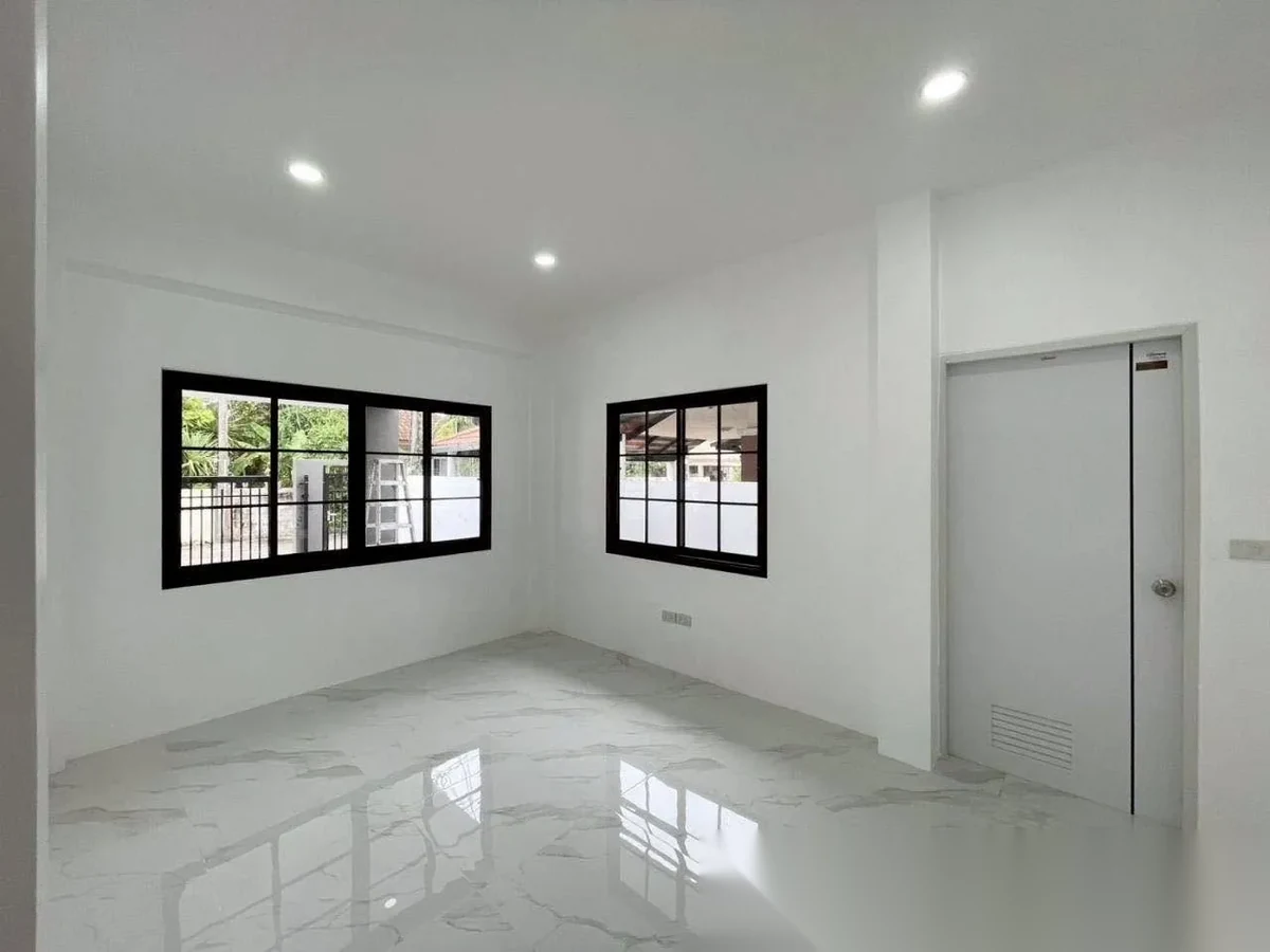 3 Bedroom House for rent at Phanason Park Ville 3 (Baan Lipon) complex · Si Sunthon — photo 4