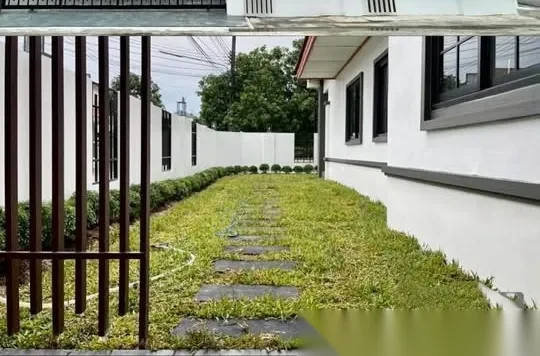 3 Bedroom House for rent at Phanason Park Ville 3 (Baan Lipon) complex · Si Sunthon — photo 6